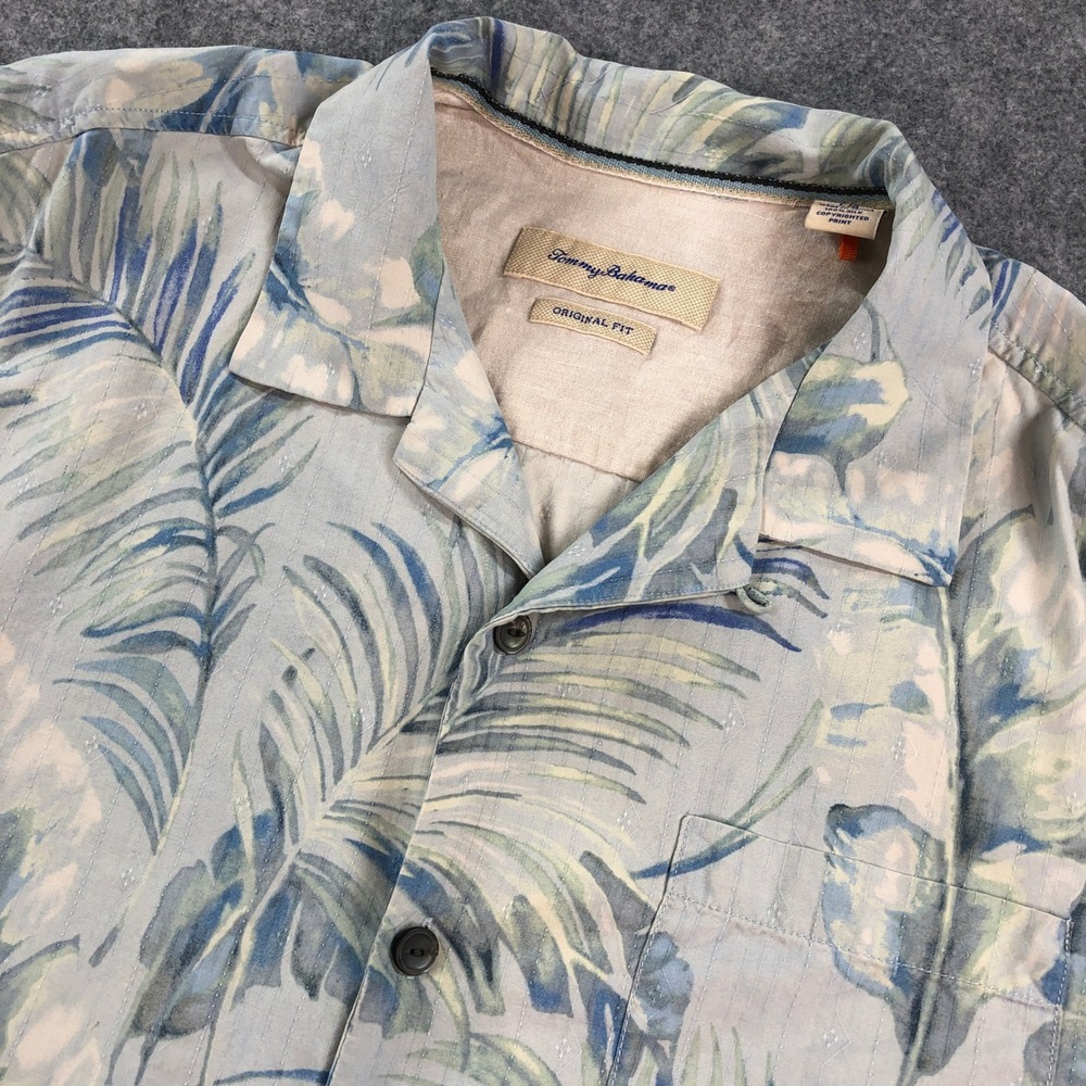Tommy Bahama Men Shirt L Light Blue Tropical Hawaiian Silk Short Sleeve Original
